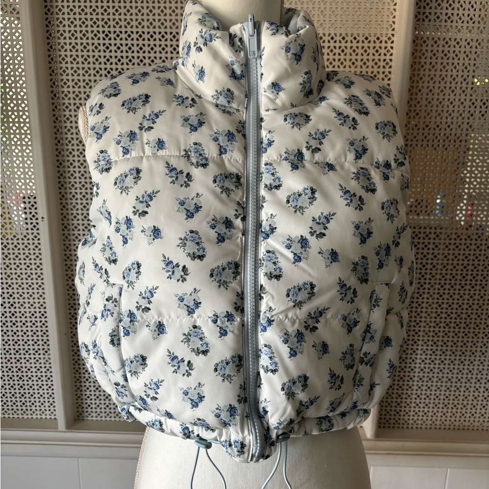 Women’s Floral Reversible Puffer Vest